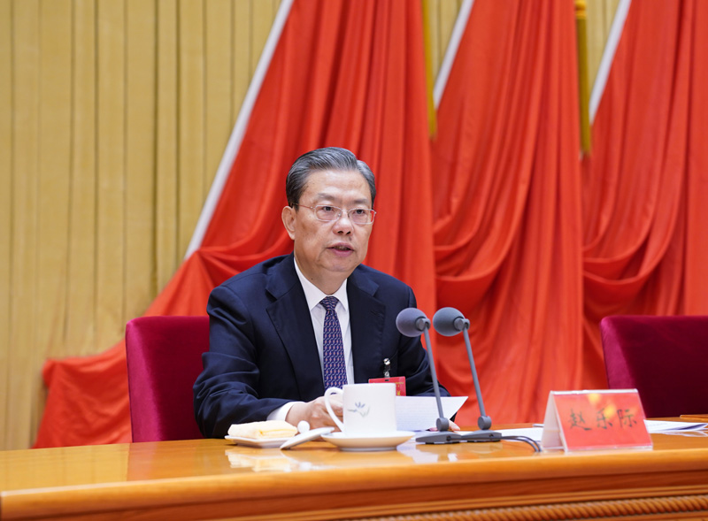 1月22日，中國(guó)共產(chǎn)黨第十九屆中央紀(jì)律檢查委員會(huì)第五次全體會(huì)議在北京開幕。中共中央政治局常委、中央紀(jì)律檢查委員會(huì)書記趙樂(lè)際代表中央紀(jì)律檢查委員會(huì)常務(wù)委員會(huì)作題為《推動(dòng)新時(shí)代紀(jì)檢監(jiān)察工作高質(zhì)量發(fā)展，以優(yōu)異成績(jī)慶祝中國(guó)共產(chǎn)黨成立100周年》的工作報(bào)告。新華社記者 張領(lǐng) 攝